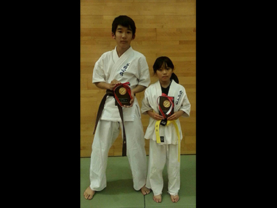 ���X�����O