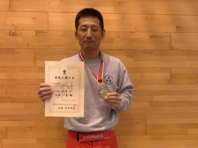 ��8��@���{�}�X�^�[���X�����O���